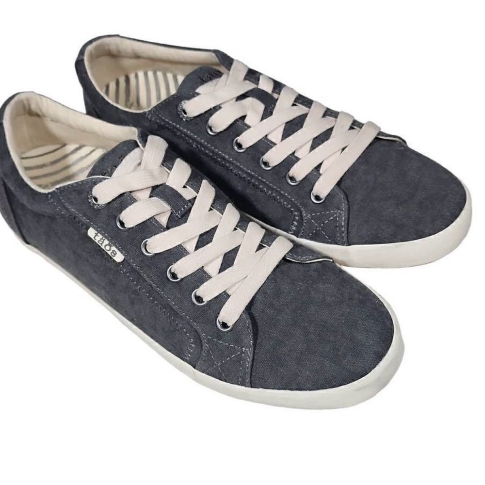 Taos - Women’s Gray Canvas Sneakers - Size 10
